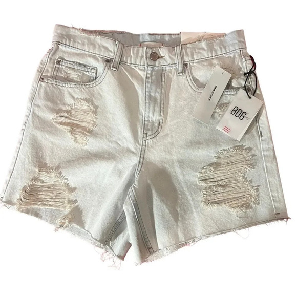 NWT Urban Outfitters BDG Dropped Waist Destroy Shorts Size‎ 26 - Picture 1 of 4
